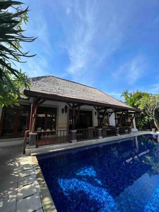 Bali Berg Villa, Sanur Exteriör bild